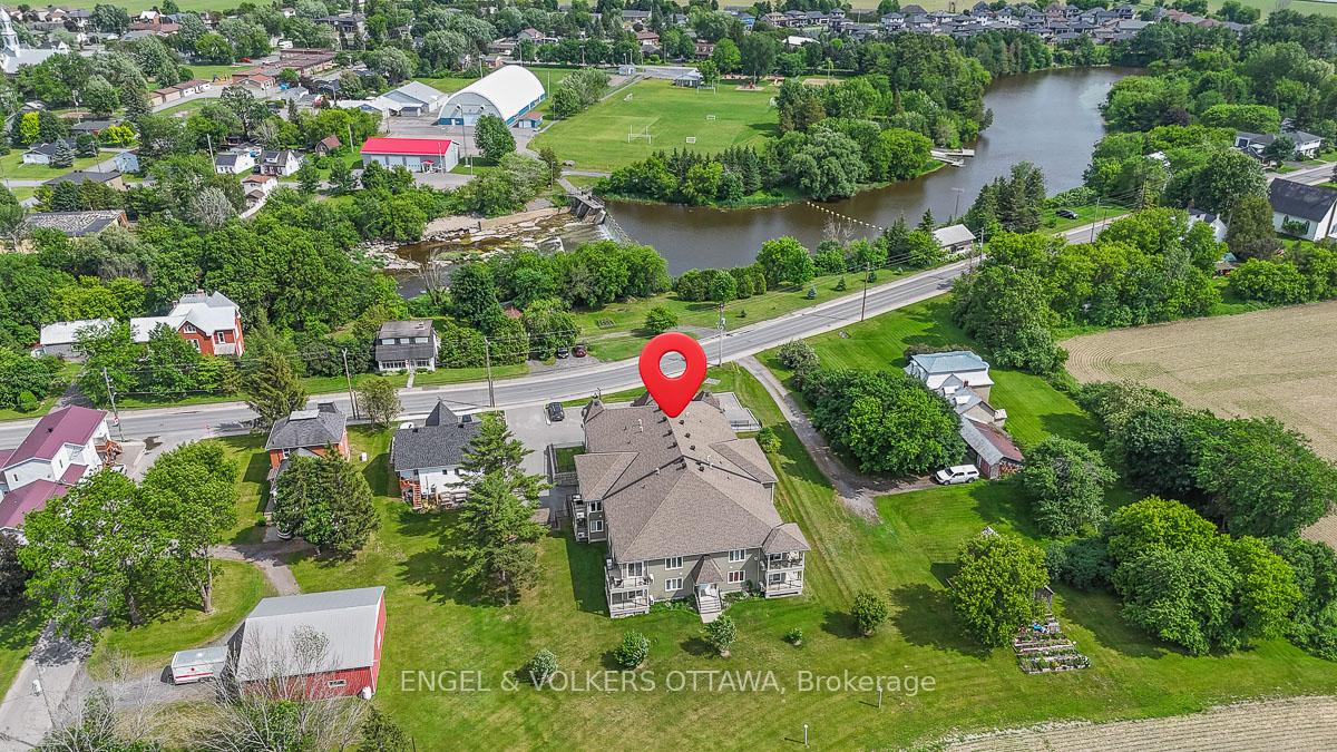 Photo 40 of Unit 202, 38 Charles Street, North Stormont, North Stormont (Finch) Twp — HOMEH
