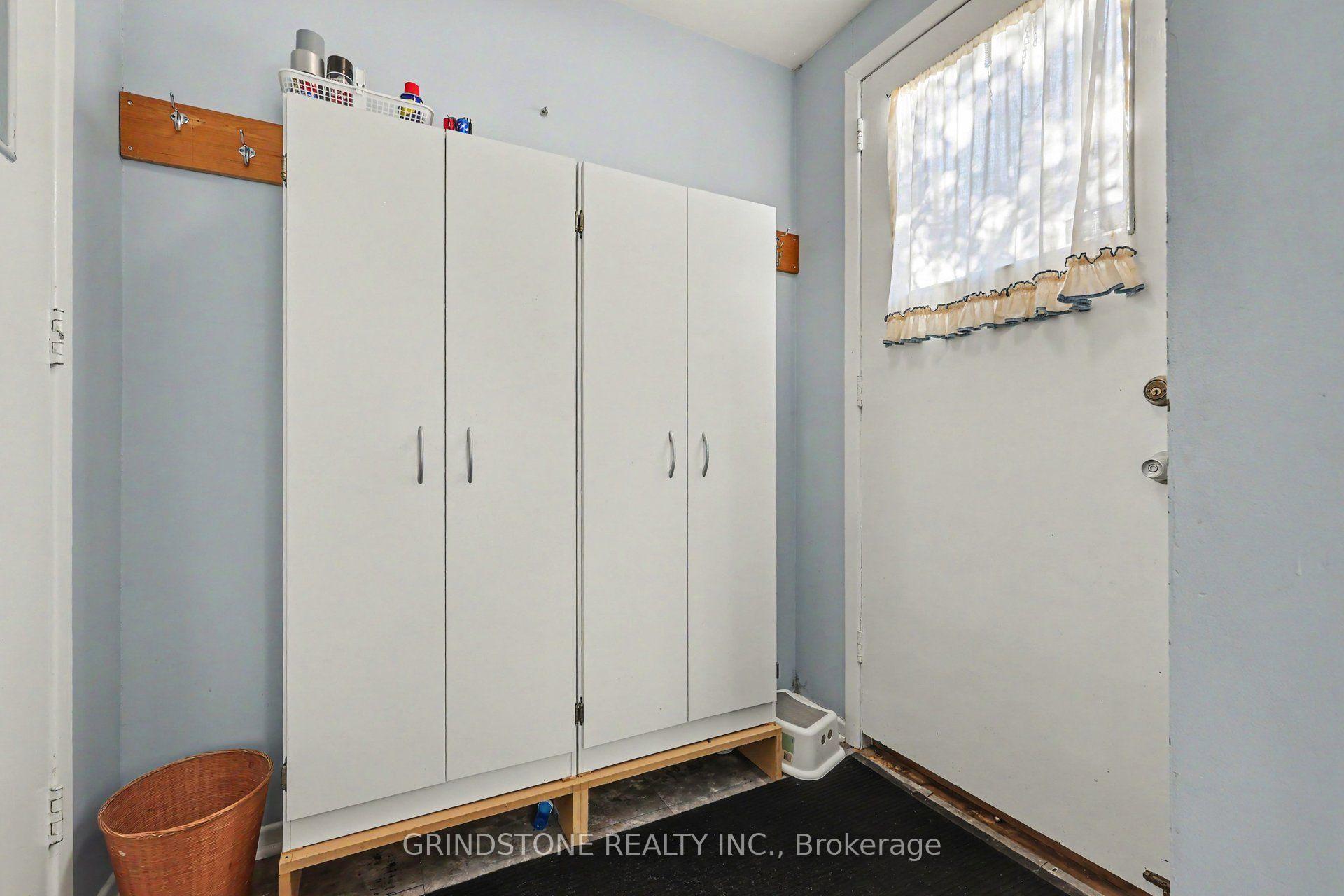 Photo 24 of 22 Lavina Crescent, Ottawa, Leslie Park — HOMEH
