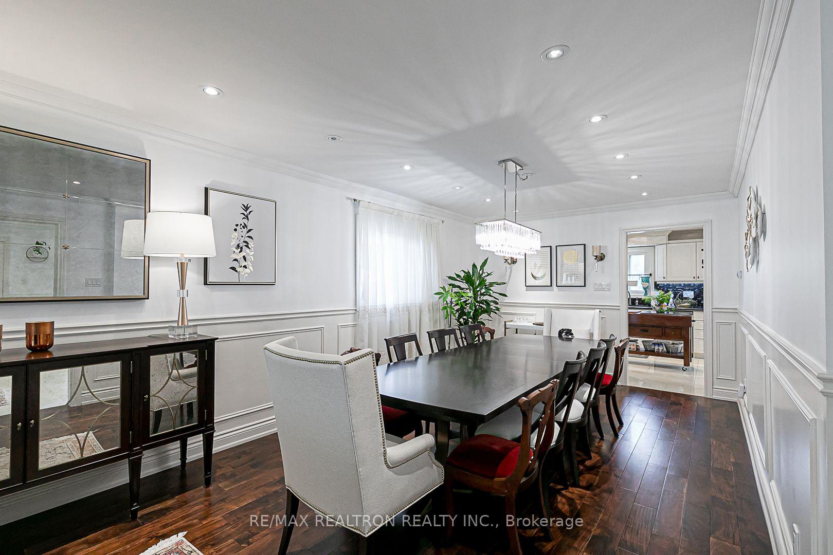 Photo 7 of 9 Hyde Park Drive, Richmond Hill, Doncrest — HOMEH