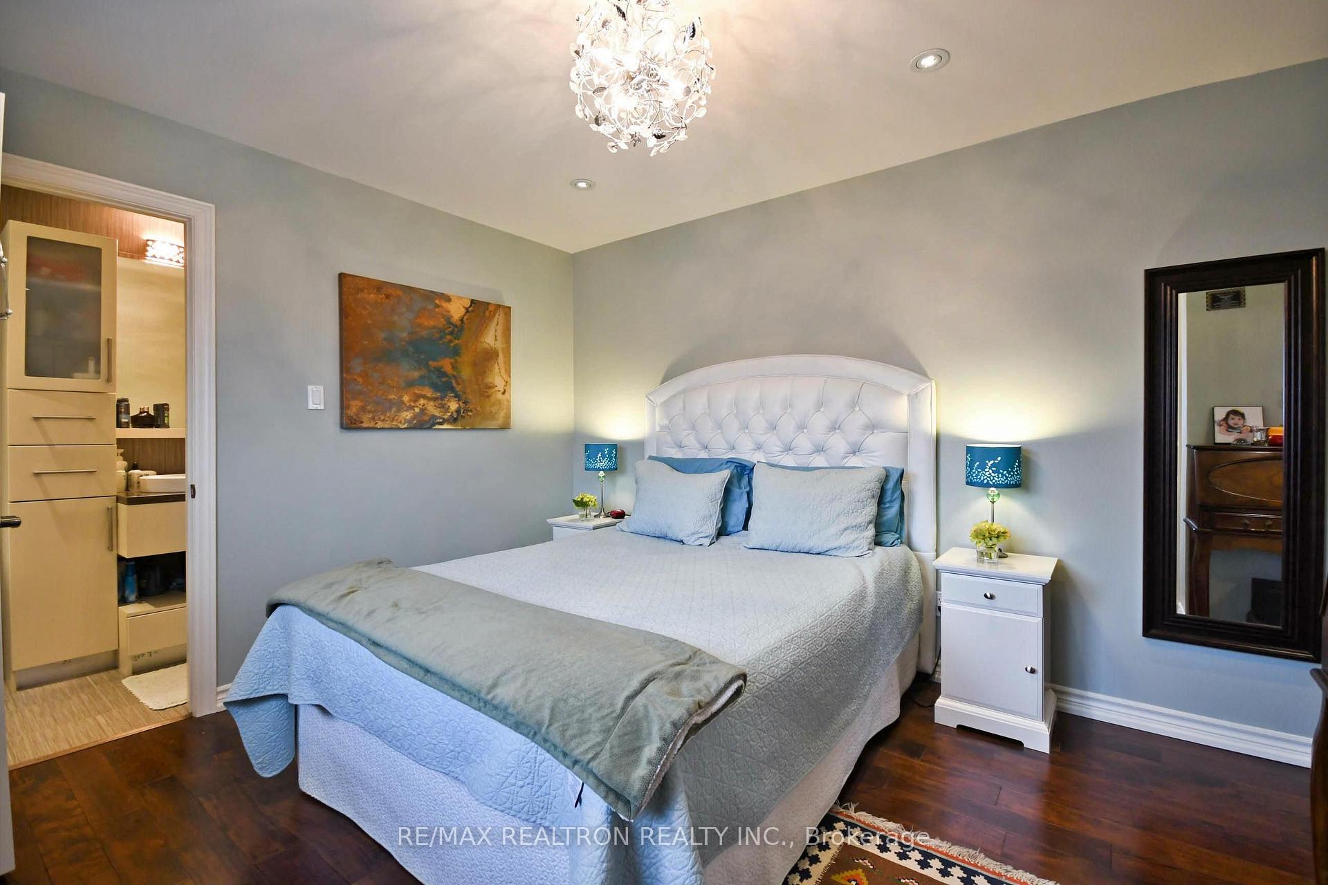 Photo 20 of 9 Hyde Park Drive, Richmond Hill, Doncrest — HOMEH