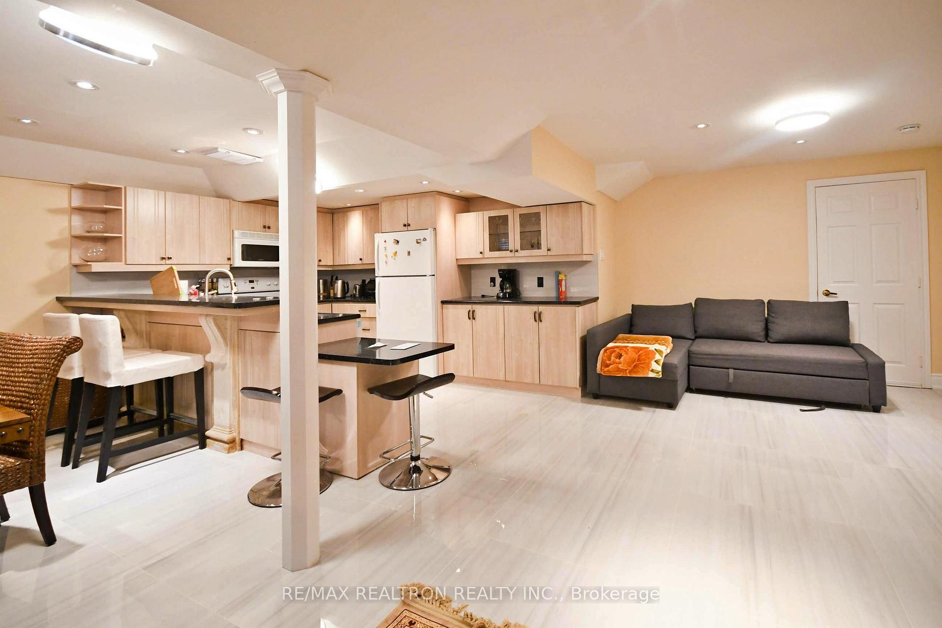 Photo 29 of 9 Hyde Park Drive, Richmond Hill, Doncrest — HOMEH