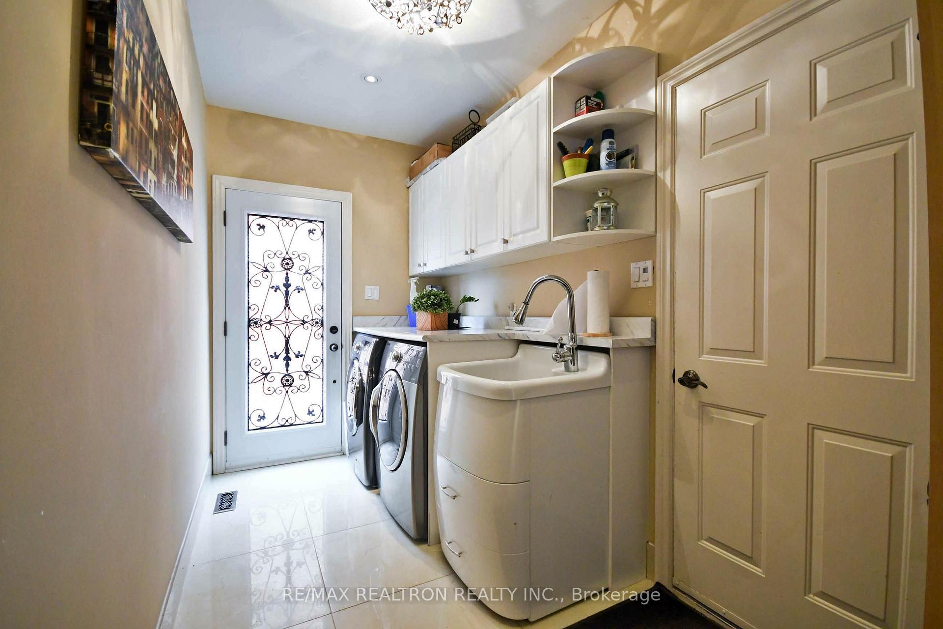 Photo 39 of 9 Hyde Park Drive, Richmond Hill, Doncrest — HOMEH