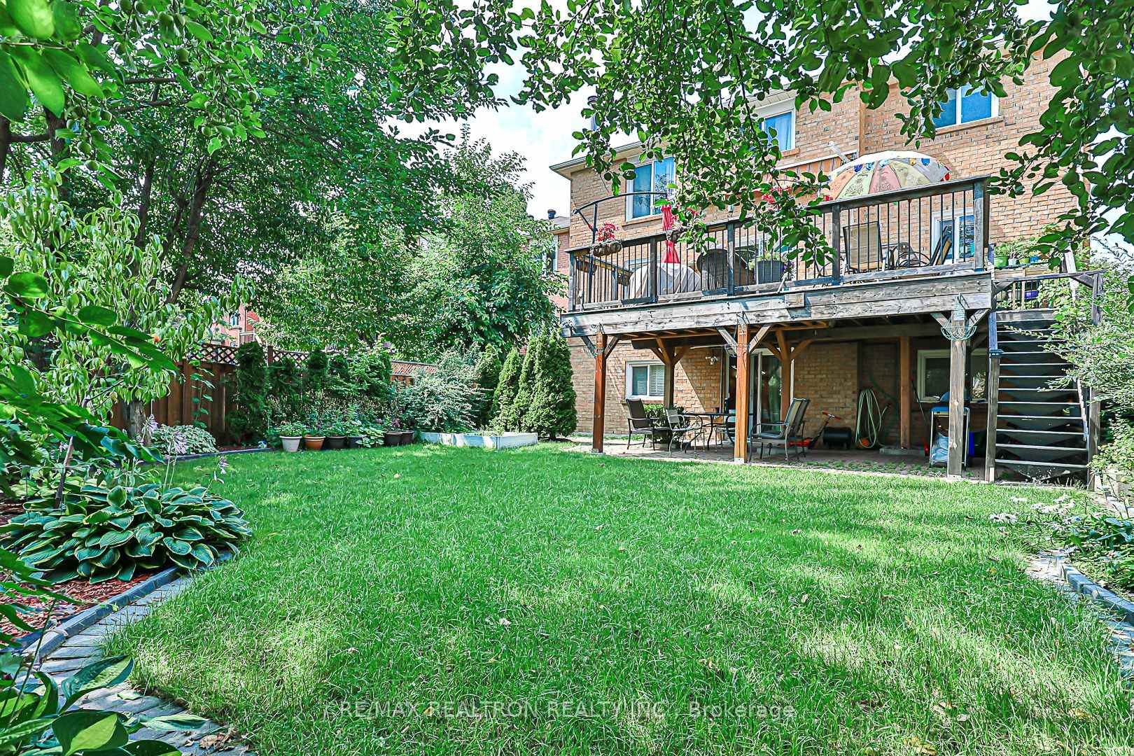 Photo 40 of 9 Hyde Park Drive, Richmond Hill, Doncrest — HOMEH