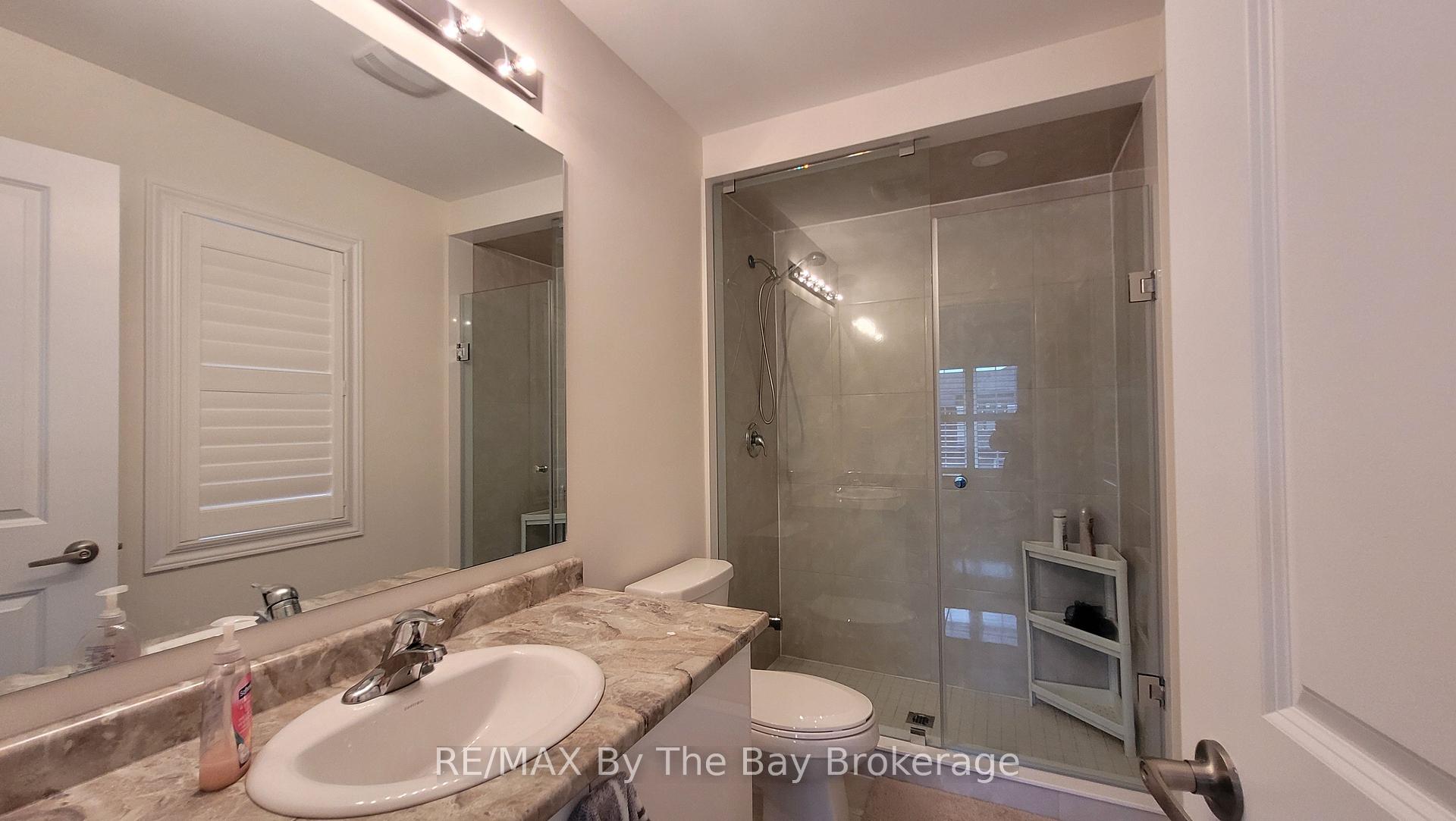 Photo 25 of 32 Rosanne Circle, Wasaga Beach — HOMEH