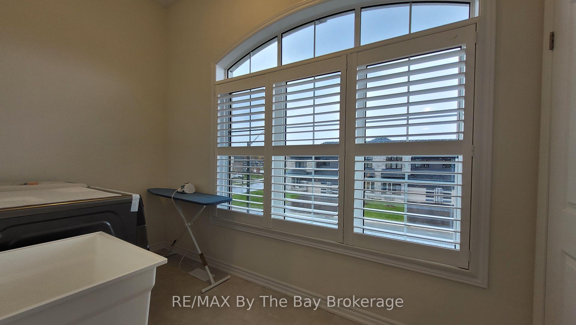 Photo 26 of 32 Rosanne Circle, Wasaga Beach — HOMEH