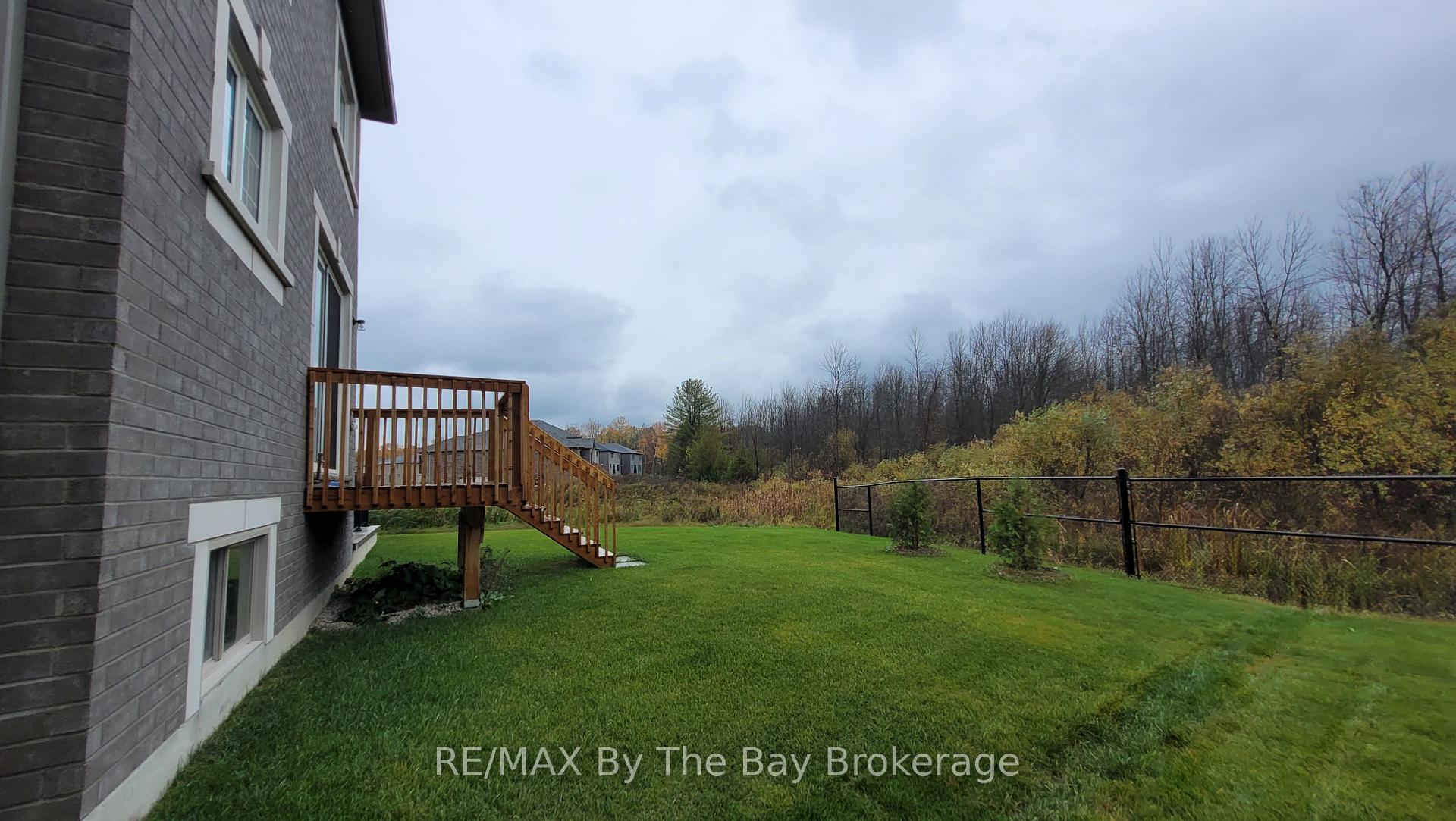 Photo 32 of 32 Rosanne Circle, Wasaga Beach — HOMEH
