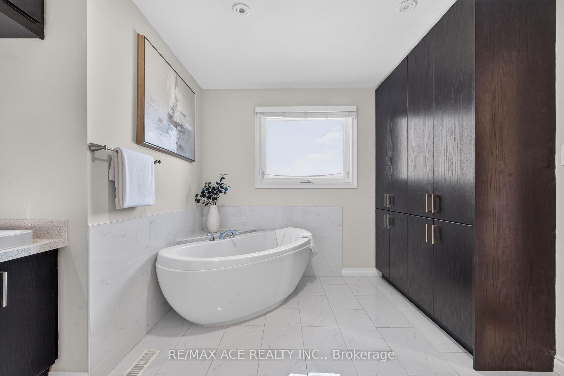 Photo 30 of 1690 Major Oaks Road, Pickering, Brock Ridge — HOMEH