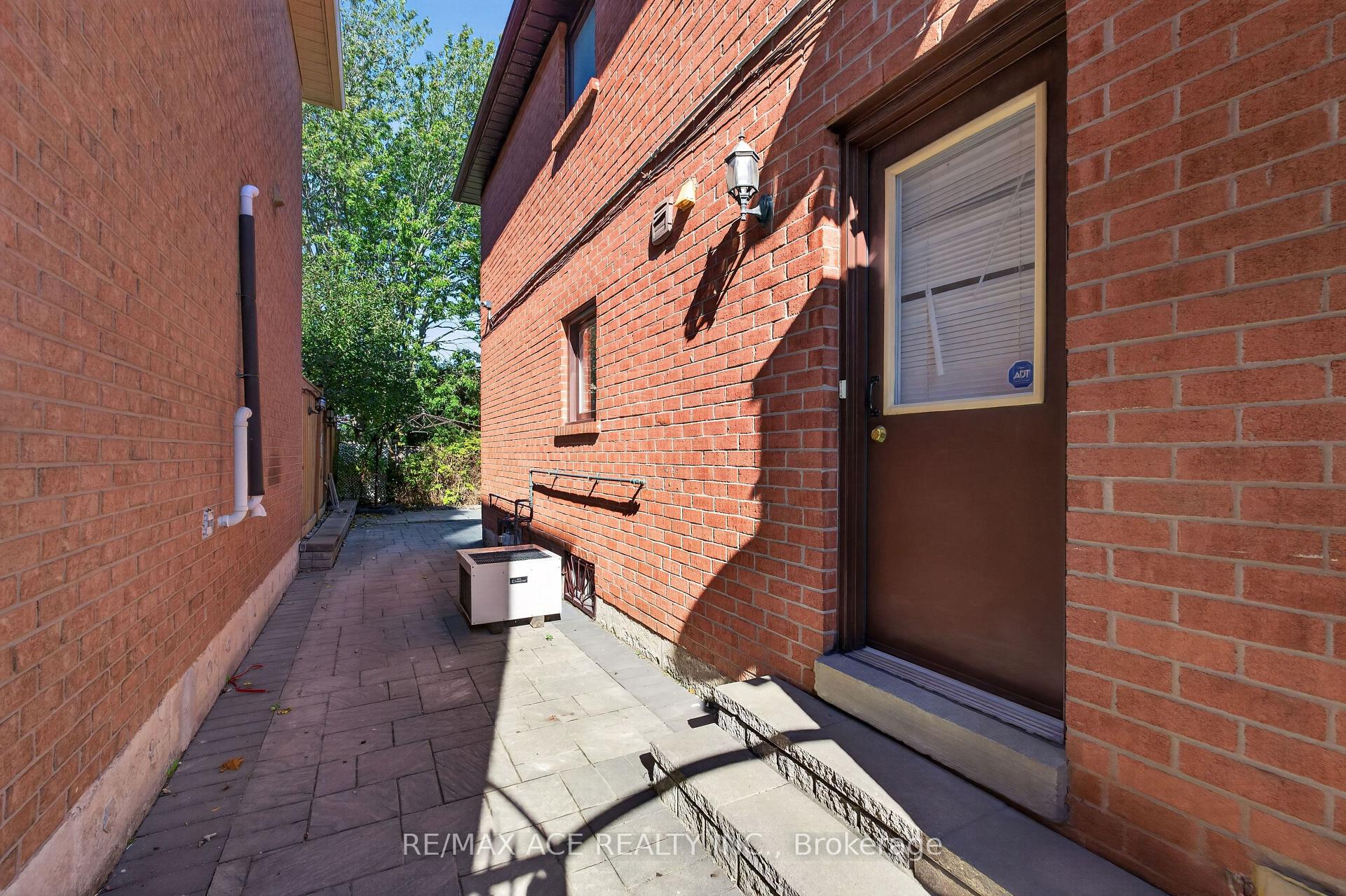 Photo 50 of 1690 Major Oaks Road, Pickering, Brock Ridge — HOMEH