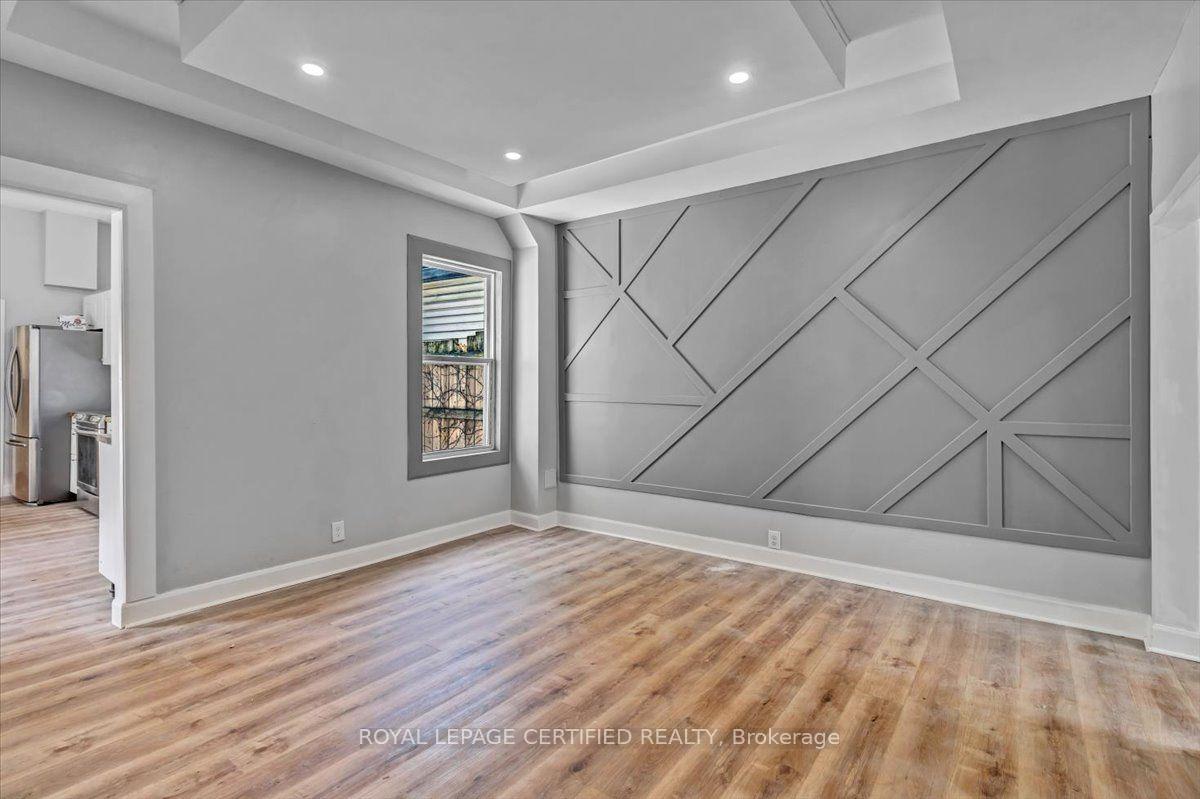 Photo 7 of 176 Emerald Street N, Hamilton, Landsdale — HOMEH