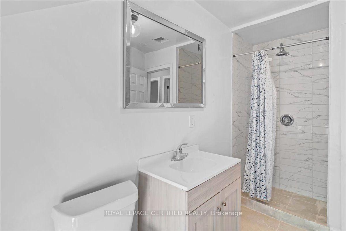 Photo 33 of 176 Emerald Street N, Hamilton, Landsdale — HOMEH