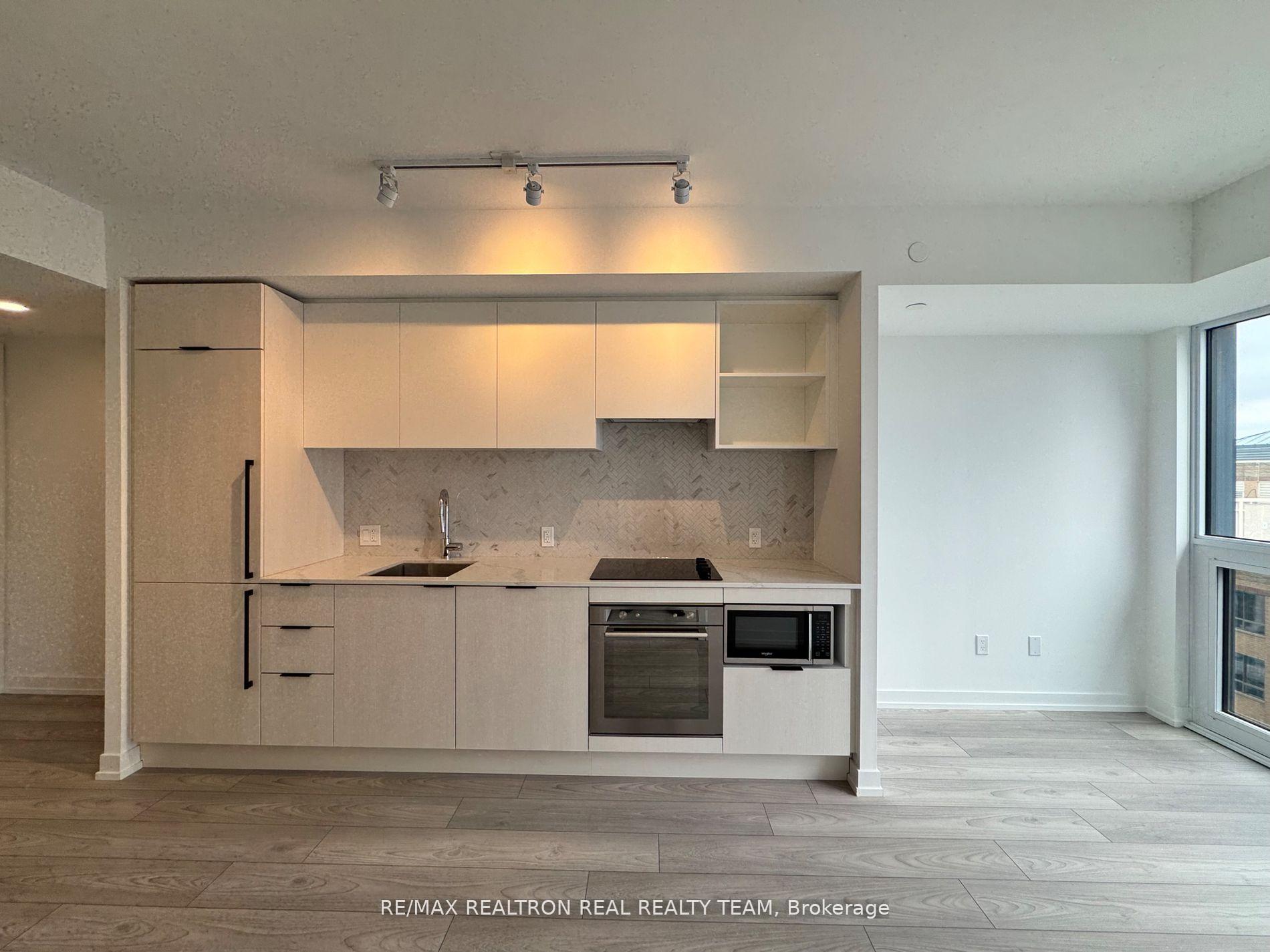Front of Unit 1902, 82 Dalhousie Street