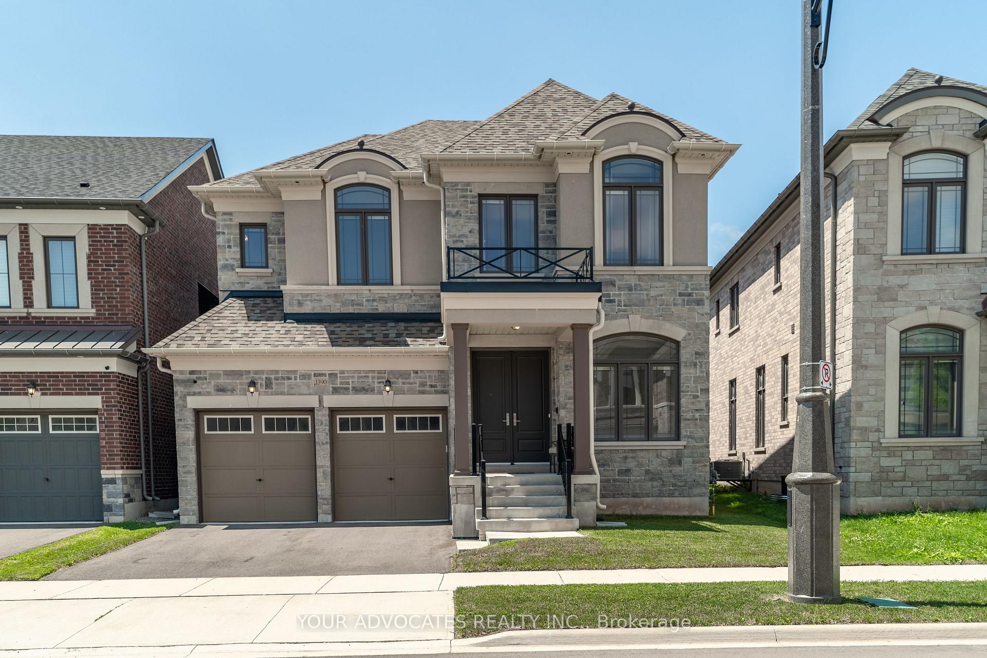Photo 1 of 1390 Queens Plate Road, Oakville, Glen Abbey — HOMEH