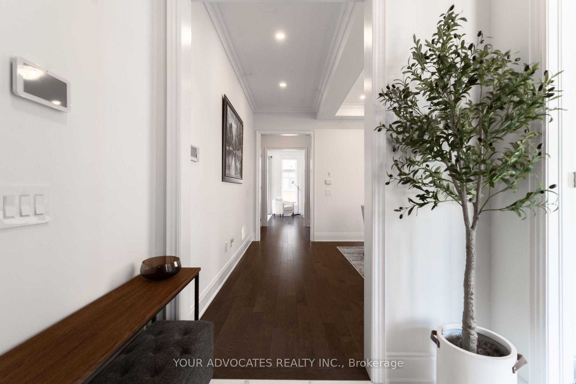 Photo 3 of 1390 Queens Plate Road, Oakville, Glen Abbey — HOMEH