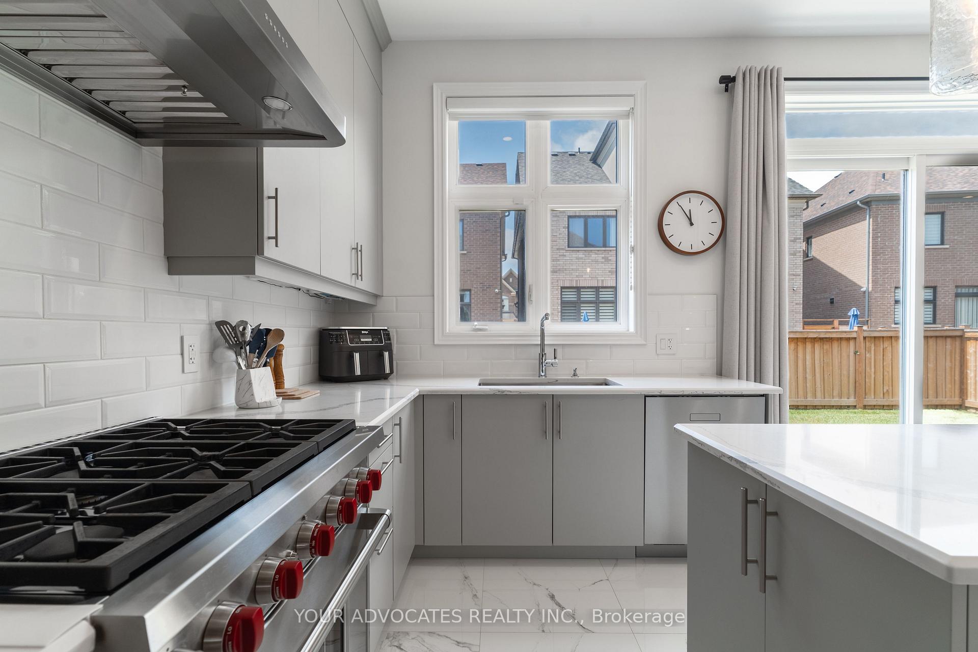 Photo 18 of 1390 Queens Plate Road, Oakville, Glen Abbey — HOMEH