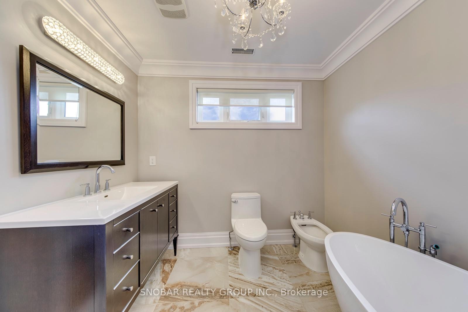 Photo 20 of 48 Griggsden Avenue, Etobicoke, Humber Heights — HOMEH