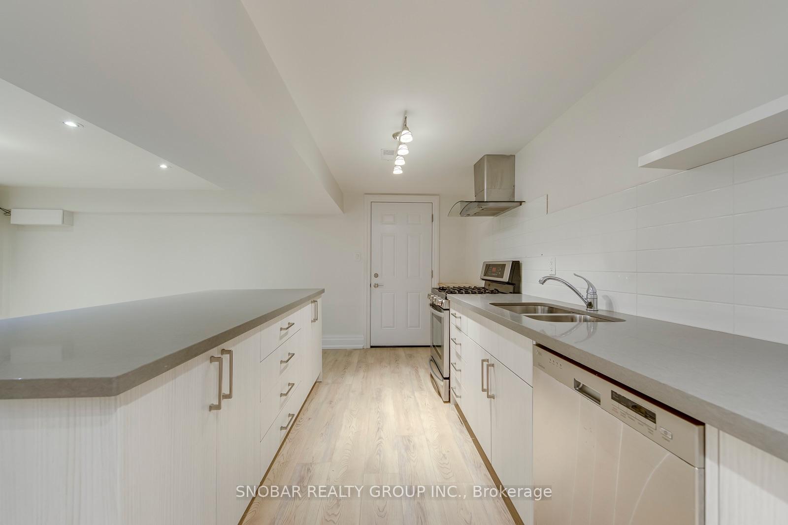 Photo 28 of 48 Griggsden Avenue, Etobicoke, Humber Heights — HOMEH