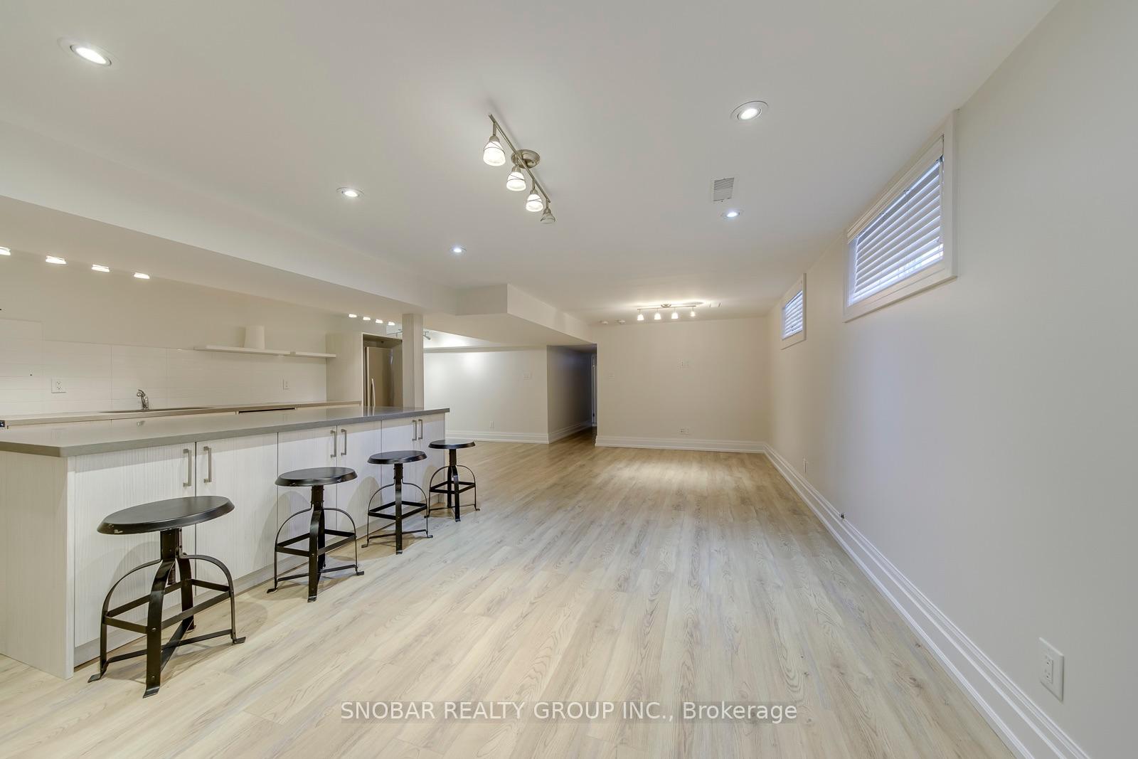 Photo 33 of 48 Griggsden Avenue, Etobicoke, Humber Heights — HOMEH