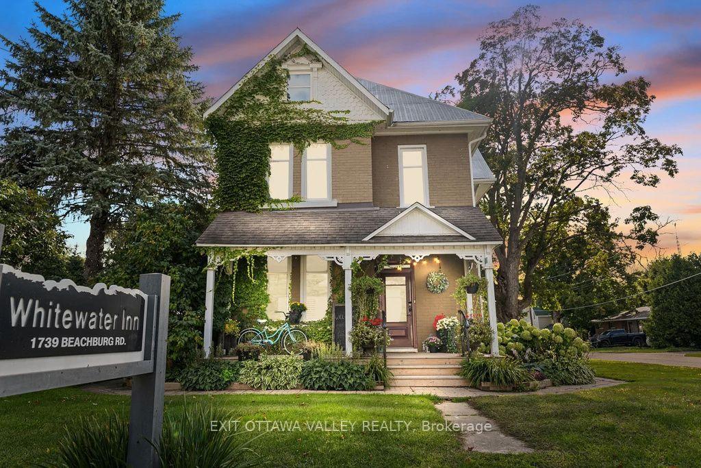 Photo of 1739 Beachburg Road