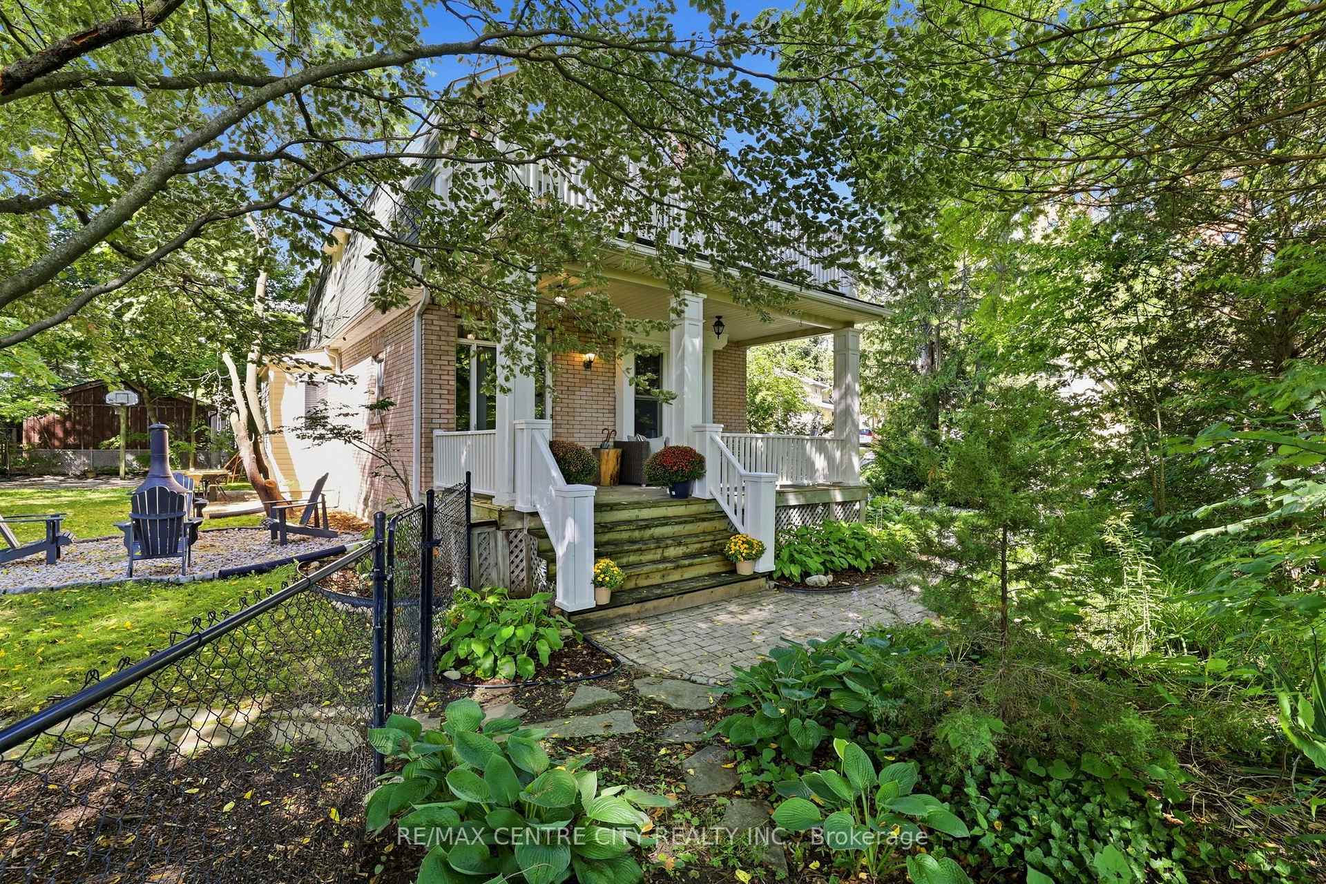 Photo of 102 Walnut Street