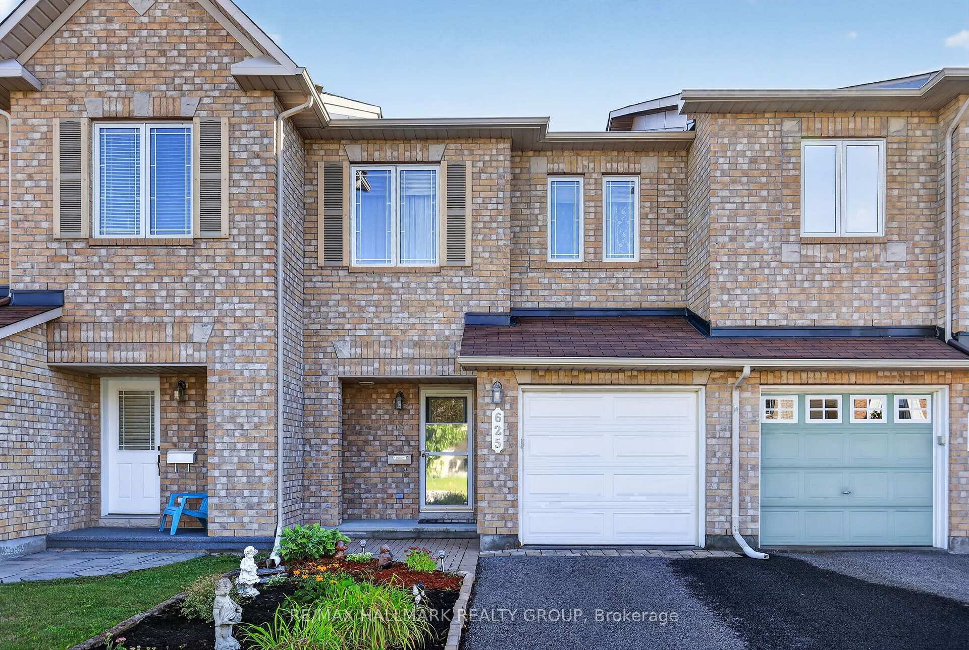 Photo 1 of 625 Glastonbury Walk, Ottawa, Avalon East — HOMEH