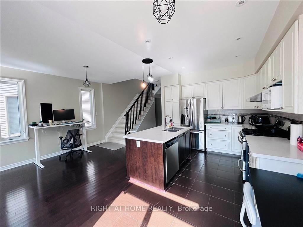 Photo 6 of 105 Nutting Crescent, Ottawa, Riverside South/Gloucester Glen — HOMEH