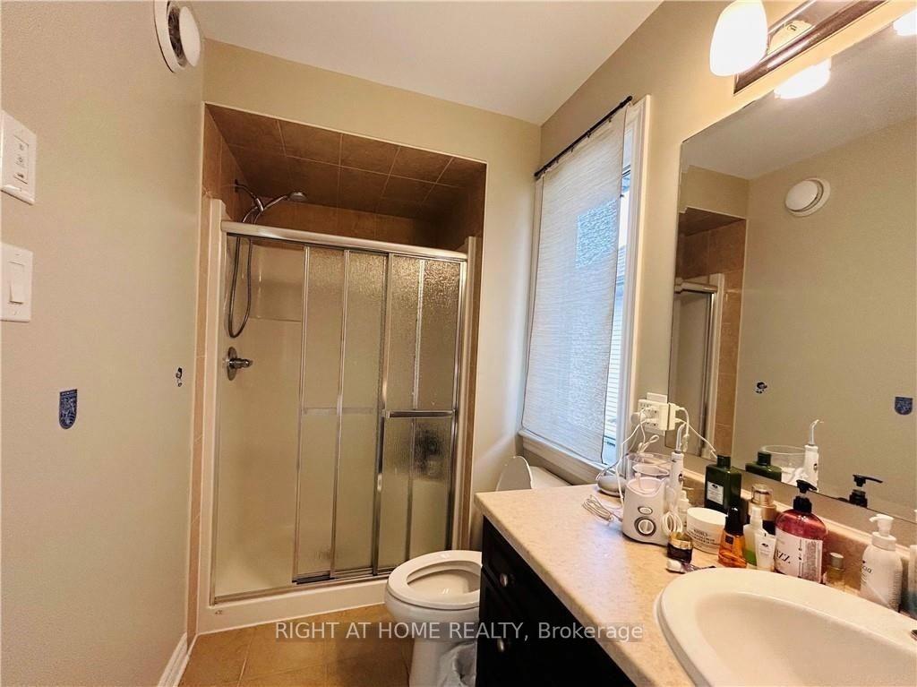 Photo 9 of 105 Nutting Crescent, Ottawa, Riverside South/Gloucester Glen — HOMEH