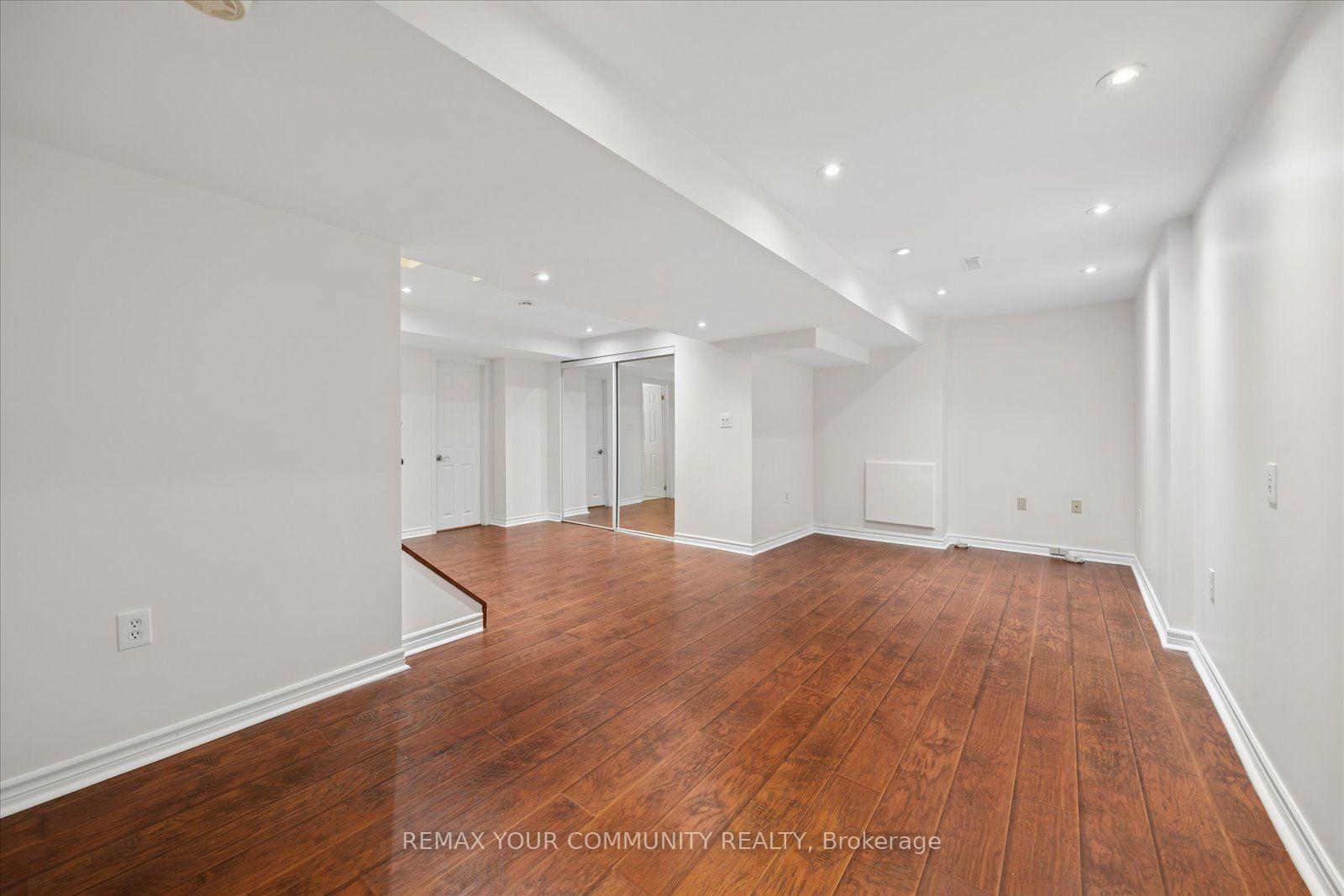 Photo 39 of 102 Edmund Seager Drive, Vaughan, Uplands — HOMEH