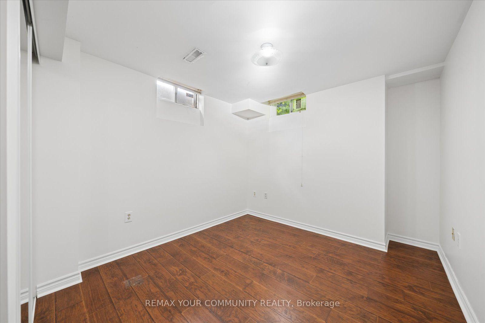 Photo 43 of 102 Edmund Seager Drive, Vaughan, Uplands — HOMEH