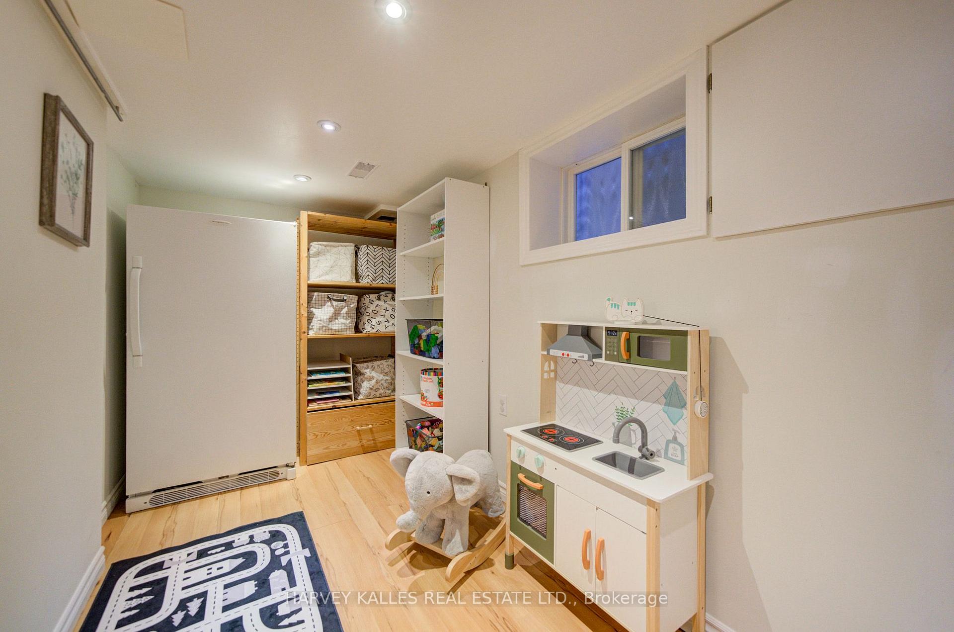 Photo 37 of 34 Kenwood Avenue, Toronto, Humewood-Cedarvale — HOMEH