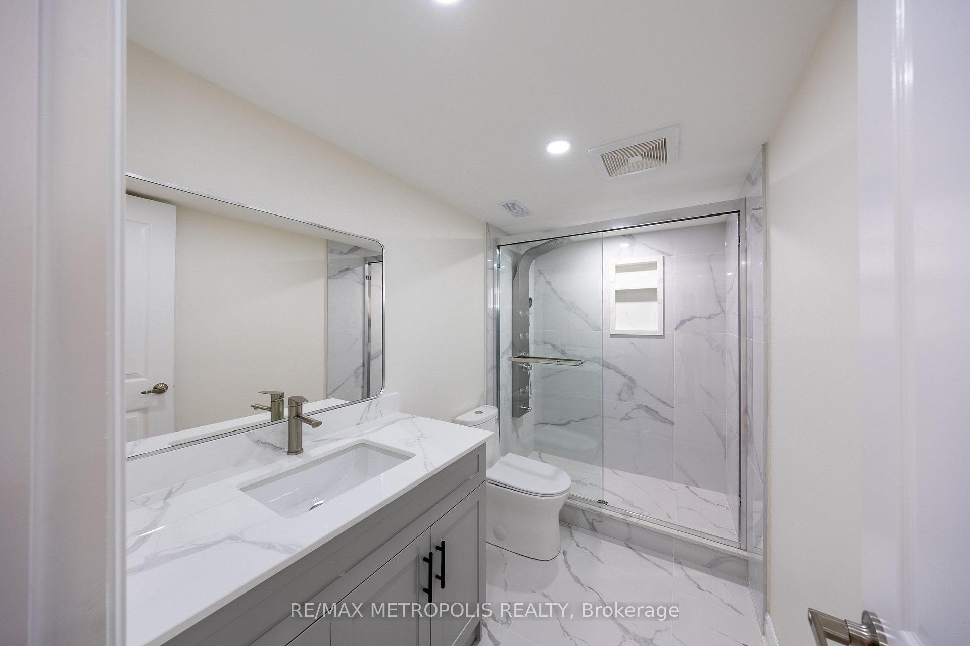 Photo 27 of 23 Gordon Cowling Street, Clarington, Courtice — HOMEH