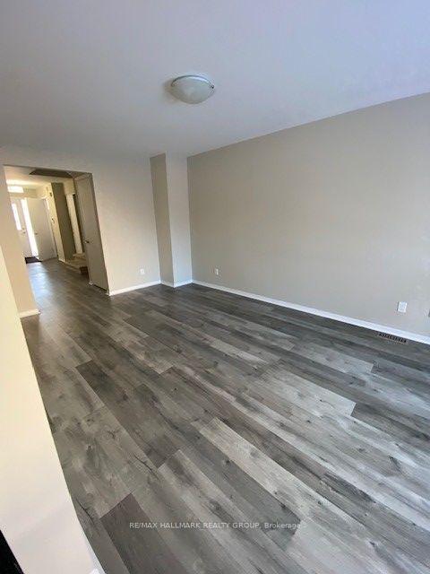 Photo 4 of 111 Cedarock Drive, Ottawa, Kanata - Bridlewood — HOMEH
