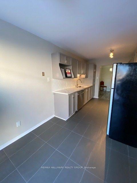 Photo 6 of 111 Cedarock Drive, Ottawa, Kanata - Bridlewood — HOMEH