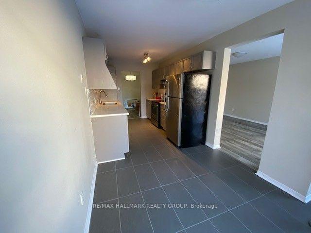 Photo 7 of 111 Cedarock Drive, Ottawa, Kanata - Bridlewood — HOMEH