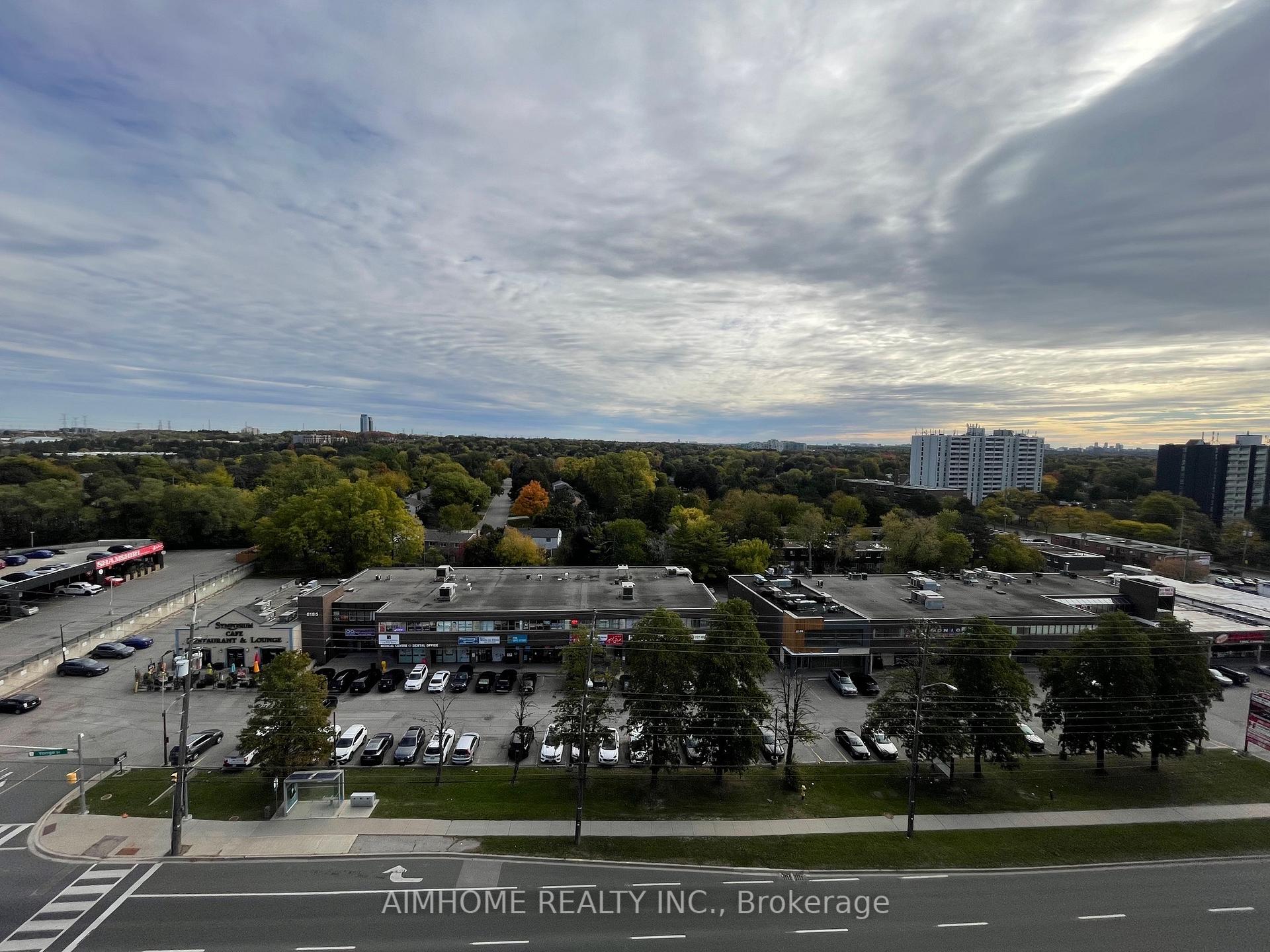 Photo 4 of Unit 914, 8188 Yonge Street, Vaughan, Uplands — HOMEH