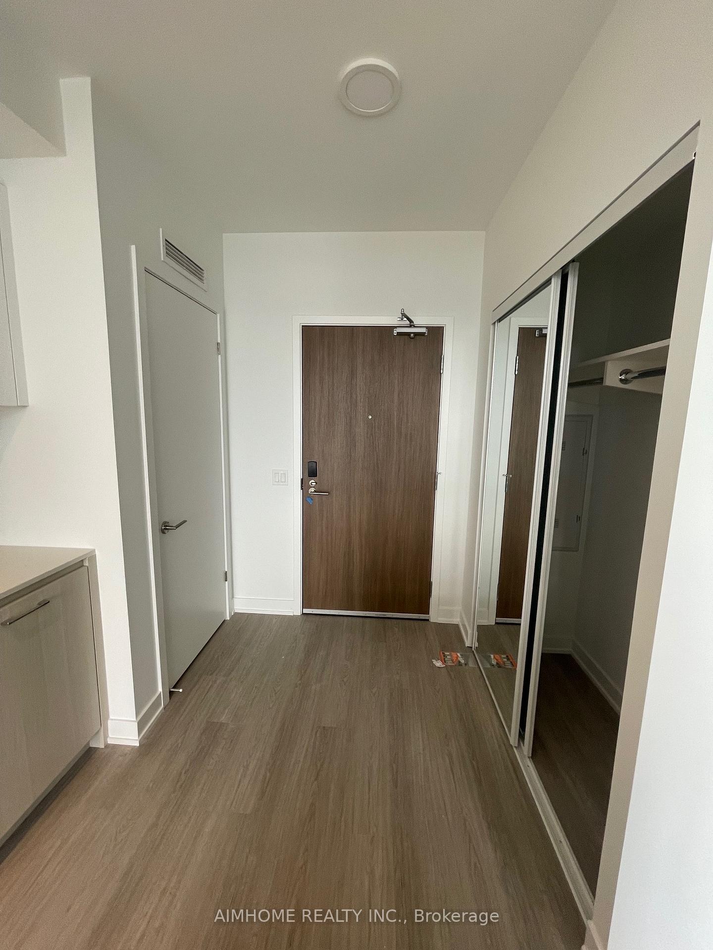 Photo 8 of Unit 914, 8188 Yonge Street, Vaughan, Uplands — HOMEH