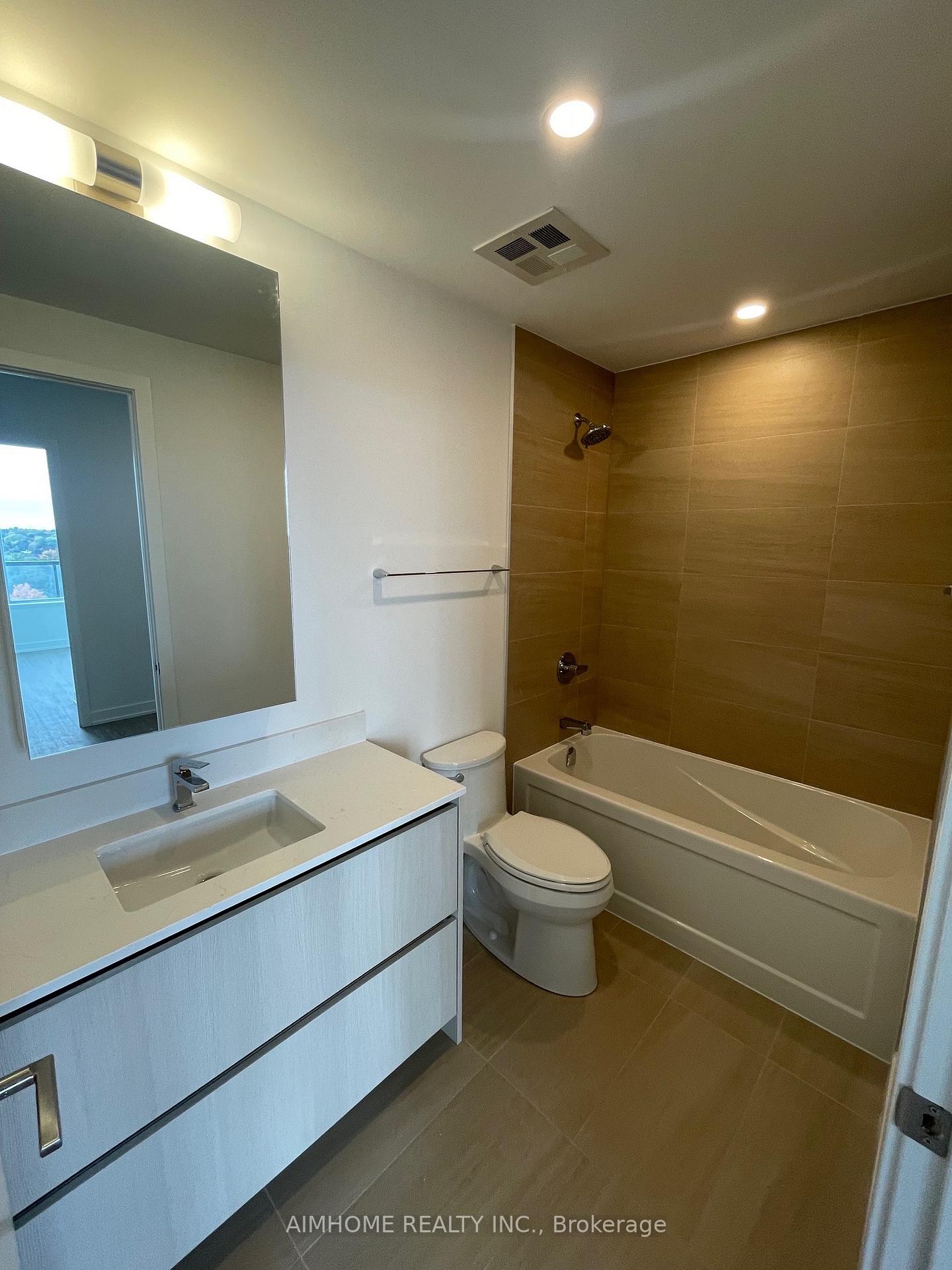 Photo 15 of Unit 914, 8188 Yonge Street, Vaughan, Uplands — HOMEH