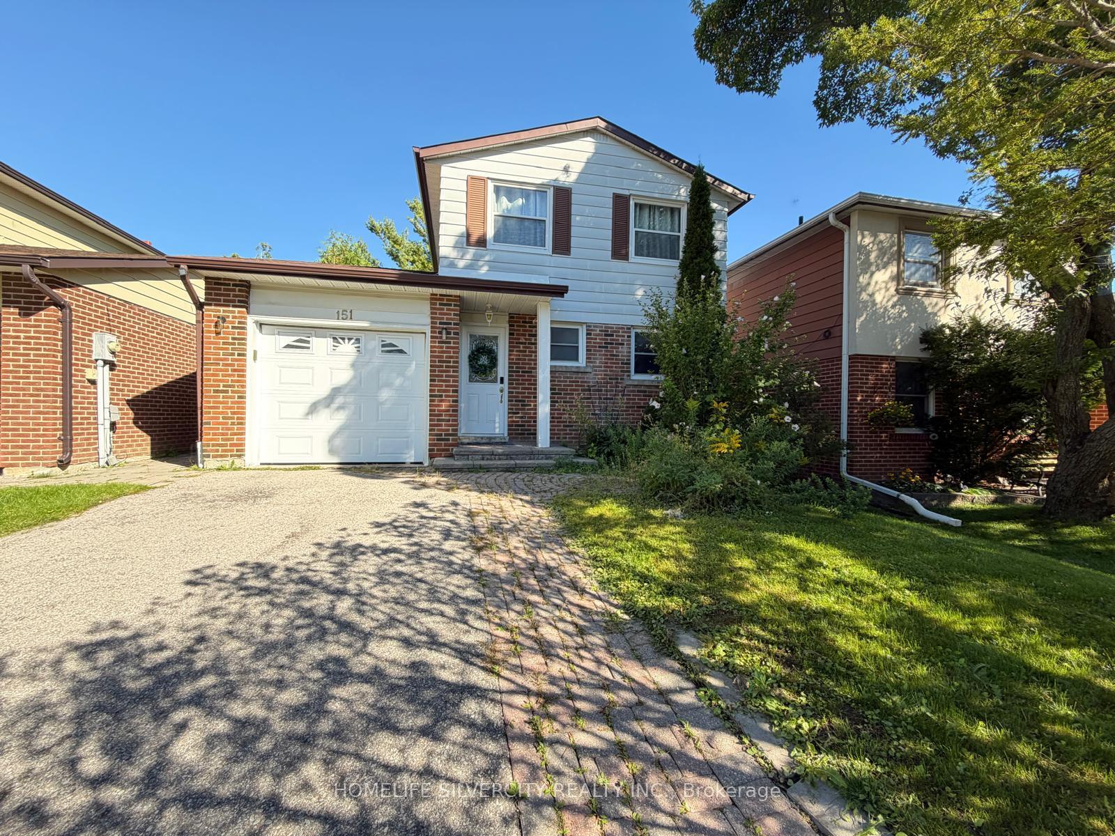 Photo 1 of 151 Thoms Crescent, Newmarket, Central Newmarket — HOMEH