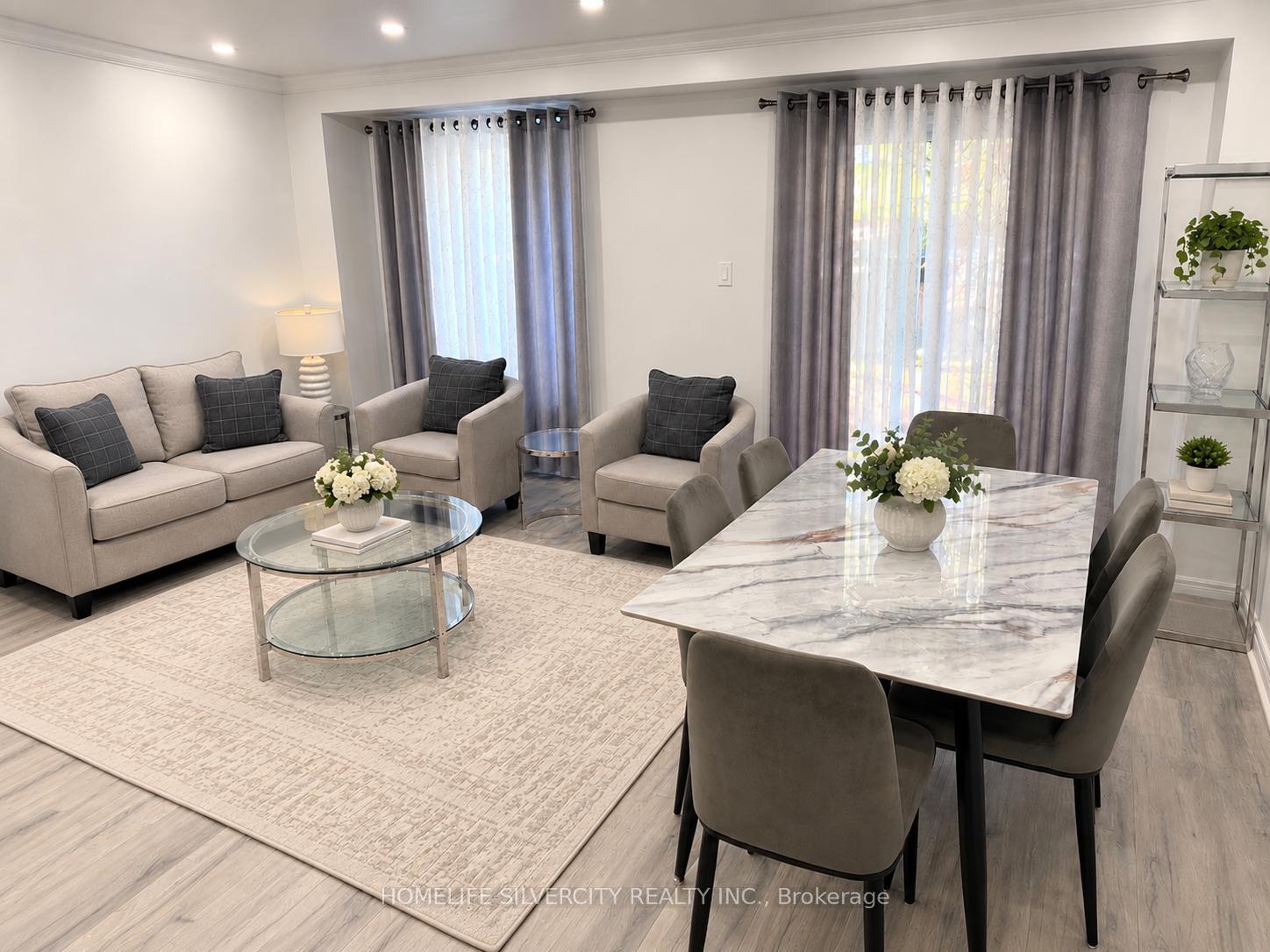 Photo 5 of 151 Thoms Crescent, Newmarket, Central Newmarket — HOMEH