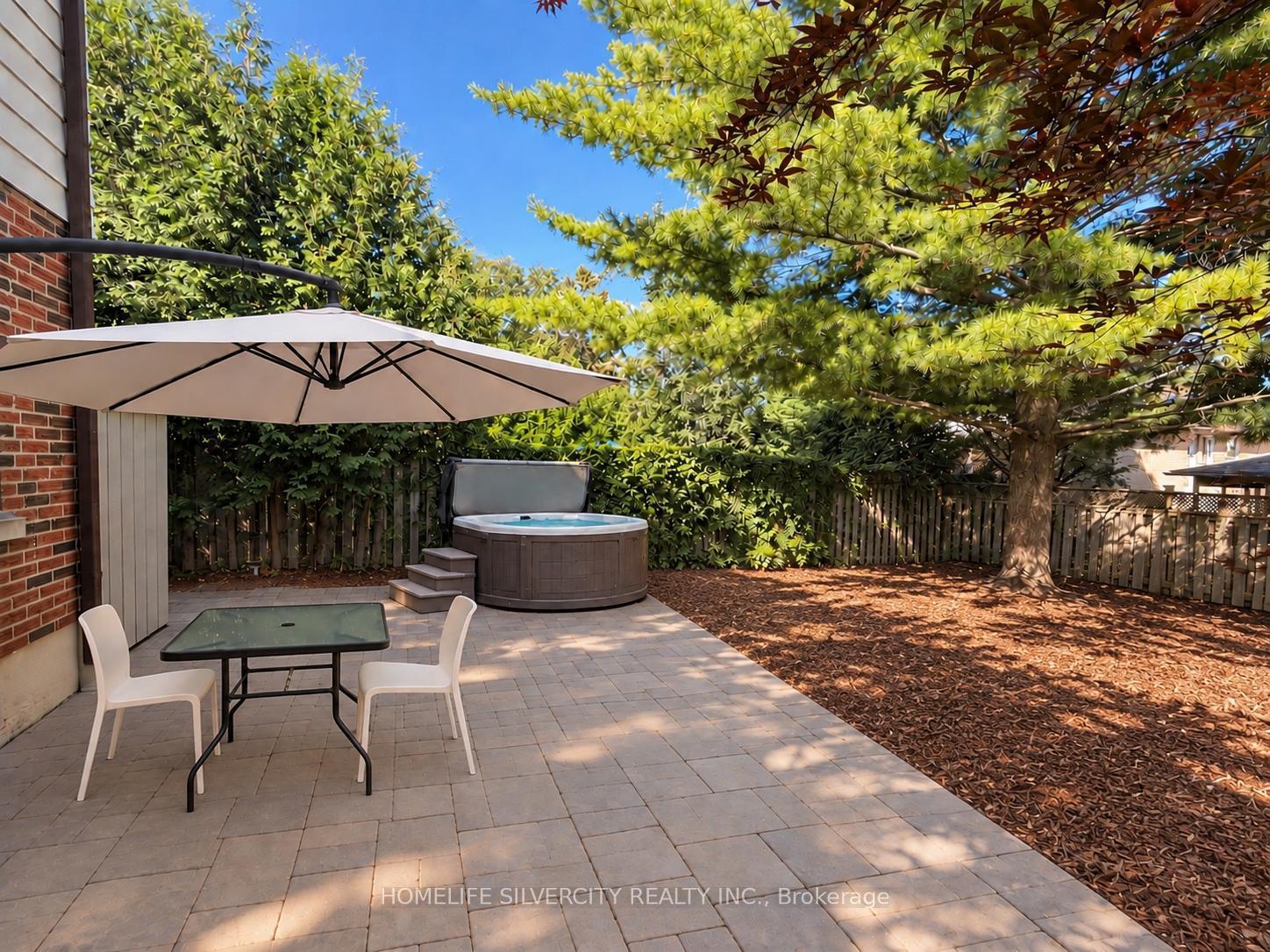 Photo 14 of 151 Thoms Crescent, Newmarket, Central Newmarket — HOMEH