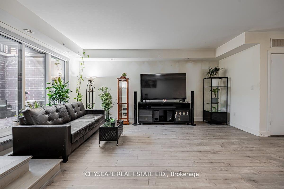 Photo 3 of Unit 1, 66 Longbranch Avenue, Etobicoke, Long Branch — HOMEH
