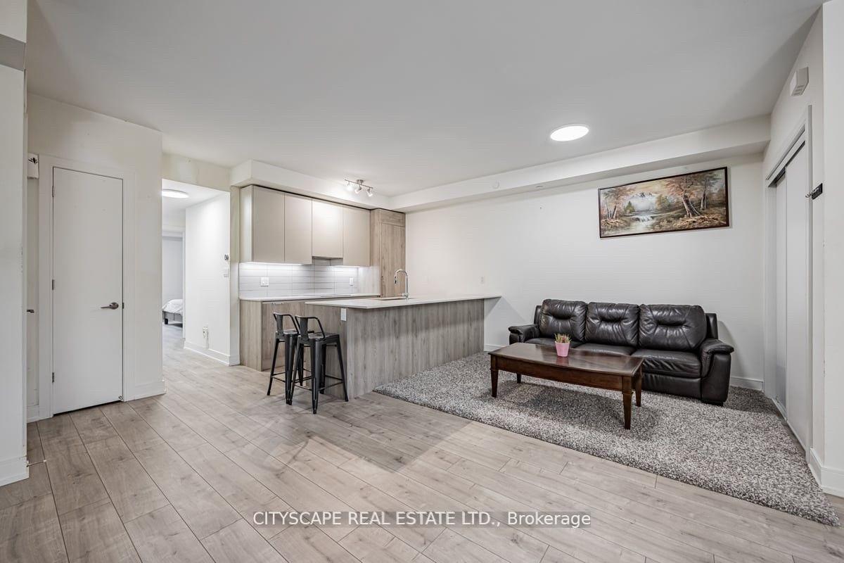 Photo 5 of Unit 1, 66 Longbranch Avenue, Etobicoke, Long Branch — HOMEH