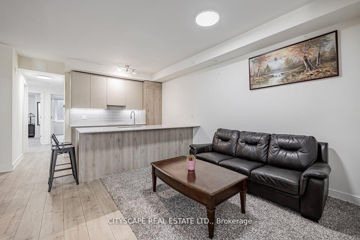 Photo 6 of Unit 1, 66 Longbranch Avenue, Etobicoke, Long Branch — HOMEH