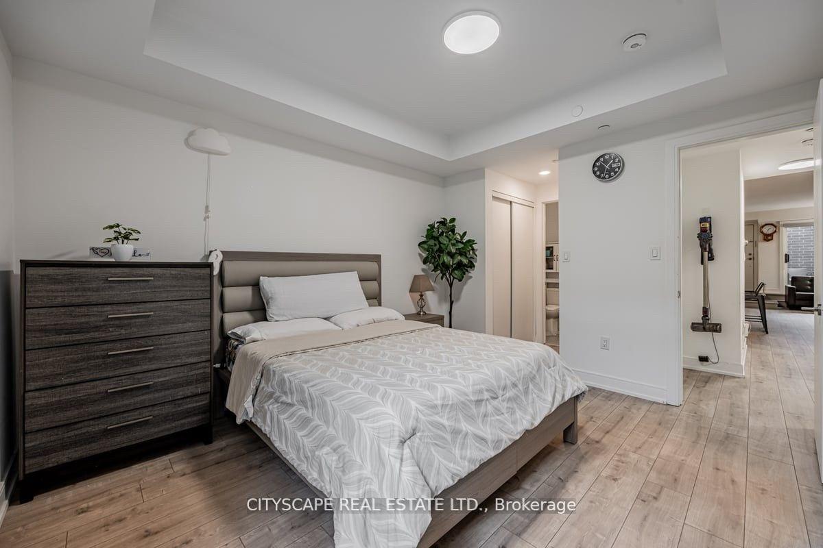 Photo 12 of Unit 1, 66 Longbranch Avenue, Etobicoke, Long Branch — HOMEH