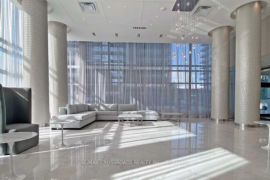 Photo 5 of Unit 1608, 75 Oneida Crescent, Richmond Hill, Langstaff — HOMEH