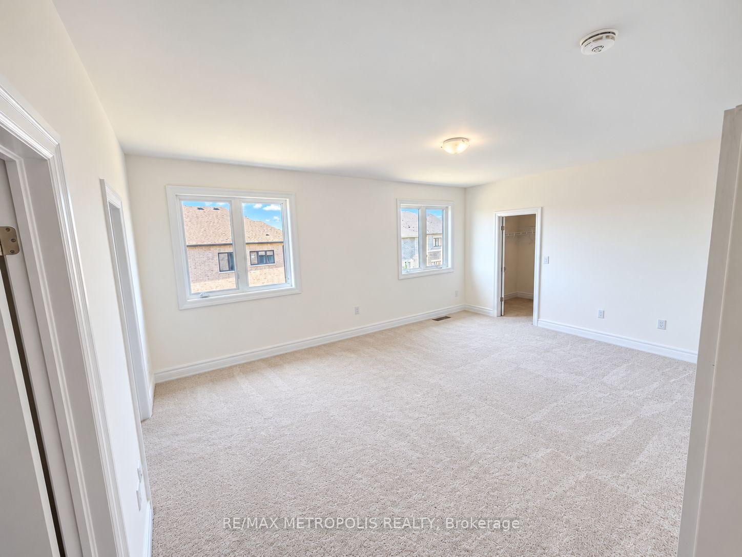 Photo 2 of 2224 Beckman Crescent, Oshawa, Kedron — HOMEH