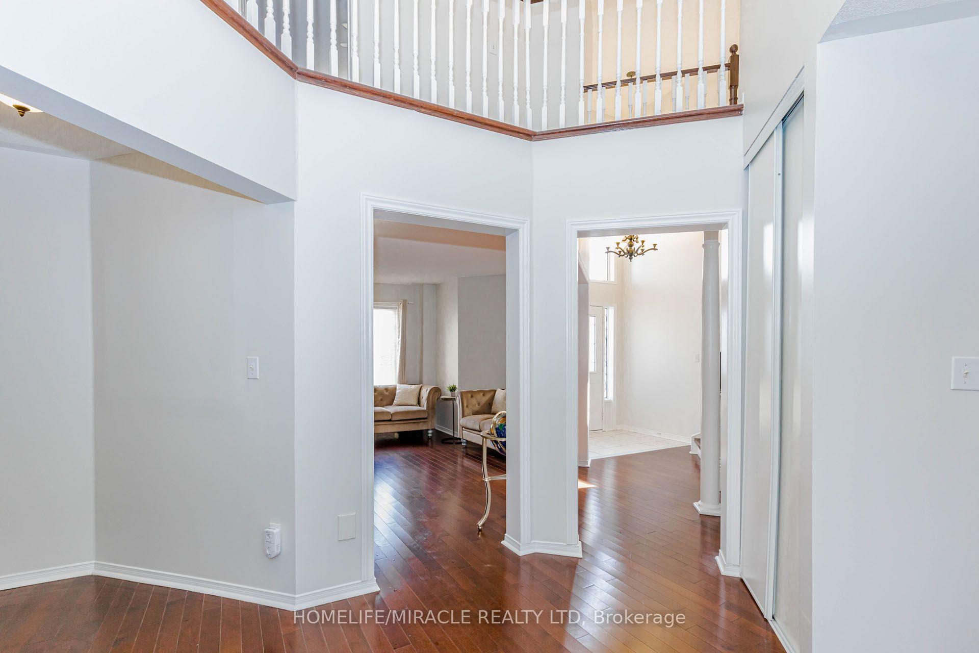 Photo 15 of 955 Bristol Road W, Mississauga, East Credit — HOMEH