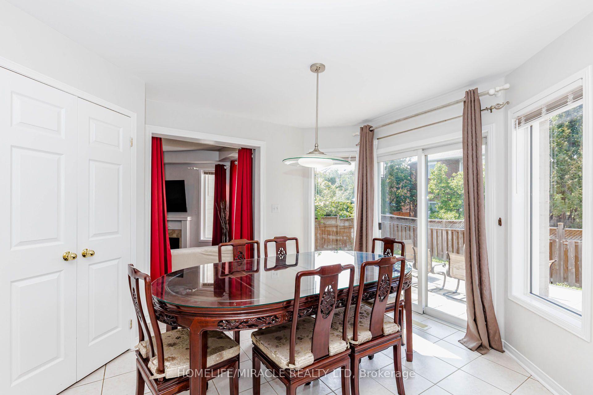 Photo 18 of 955 Bristol Road W, Mississauga, East Credit — HOMEH