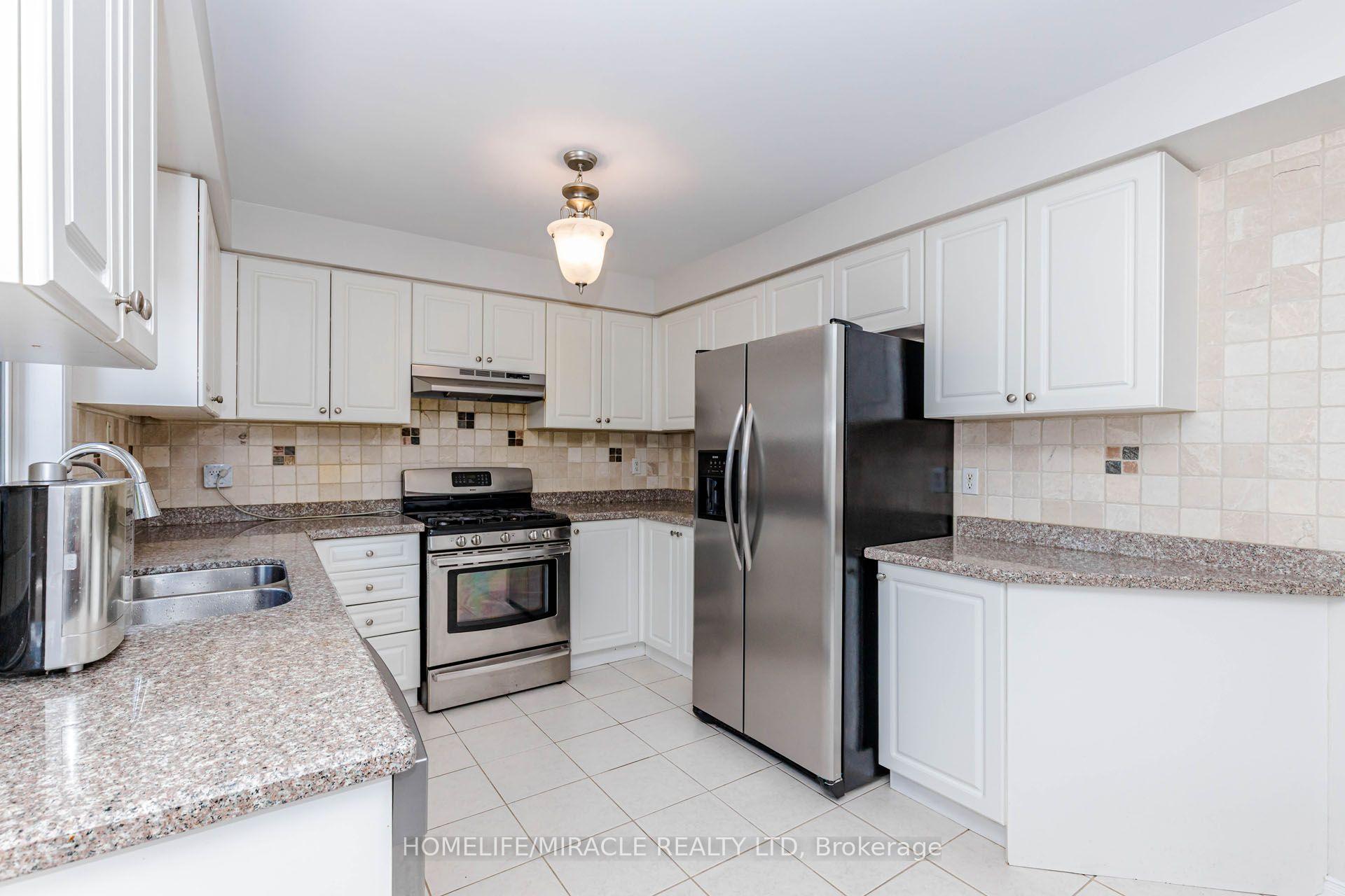 Photo 19 of 955 Bristol Road W, Mississauga, East Credit — HOMEH
