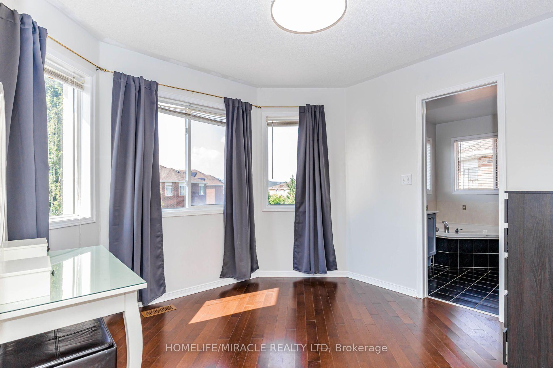 Photo 30 of 955 Bristol Road W, Mississauga, East Credit — HOMEH