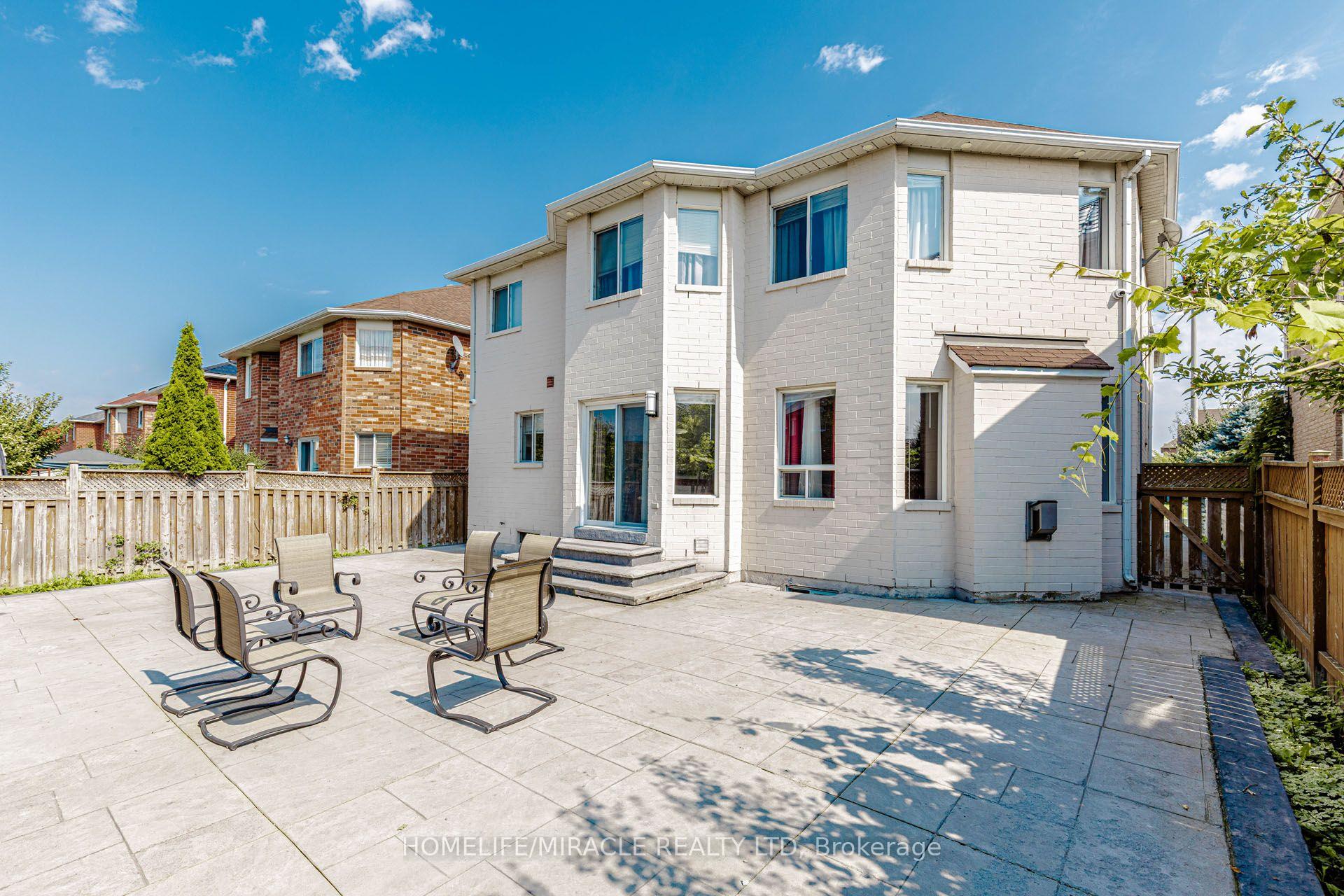 Photo 48 of 955 Bristol Road W, Mississauga, East Credit — HOMEH